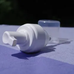 Butelka 150 ml z pompką pianotwórczą, biała