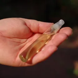 Butelka szklana  10 ml z atomizerem, perfumetka