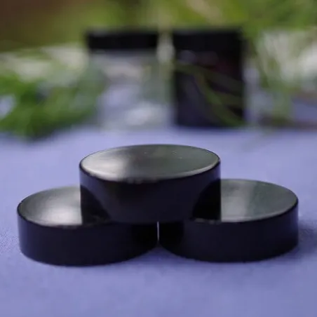 Nakrętka z uszczelnieniem czarna na słoik szklany  30 i 15 ml