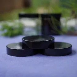 Nakrętka z uszczelnieniem czarna na słoik szklany  60 ml