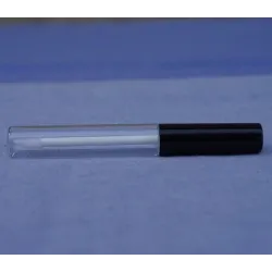 Pojemnik na błyszczyk do ust z aplikatorem 7 ml